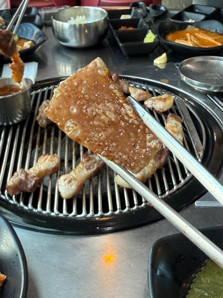 Fully grilled pork belly and skin