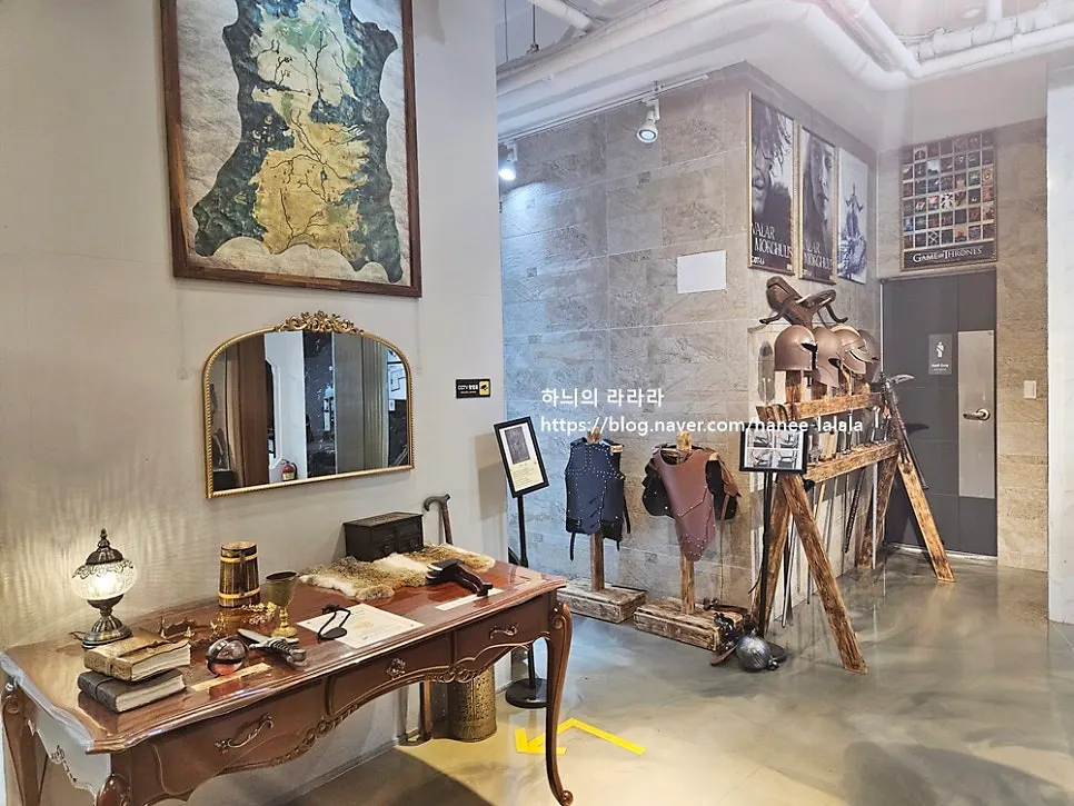 Star Wars-related sculpture display