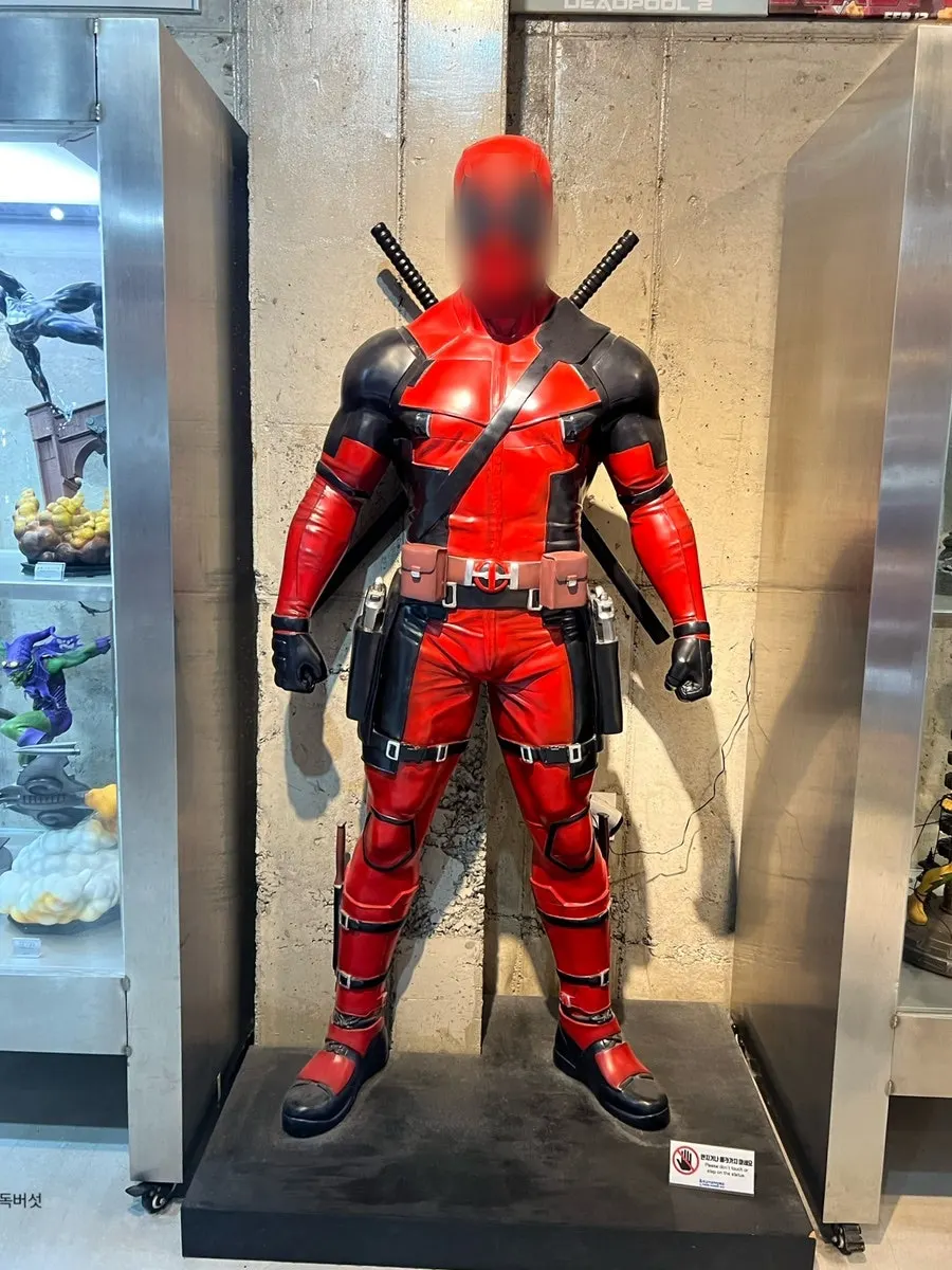 Photo taken while touring Figure Museum Jeju