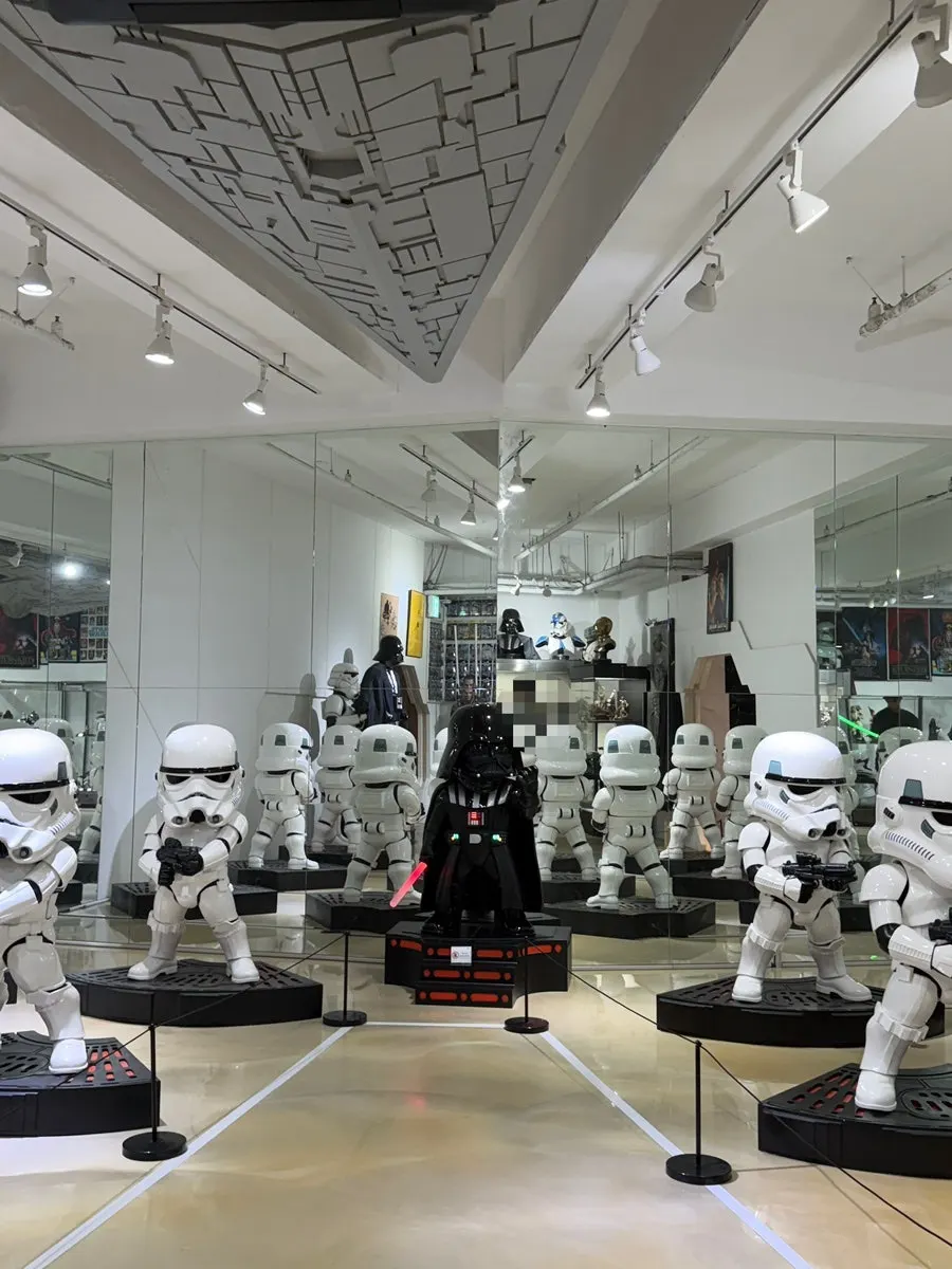 Cool large character sculpture display