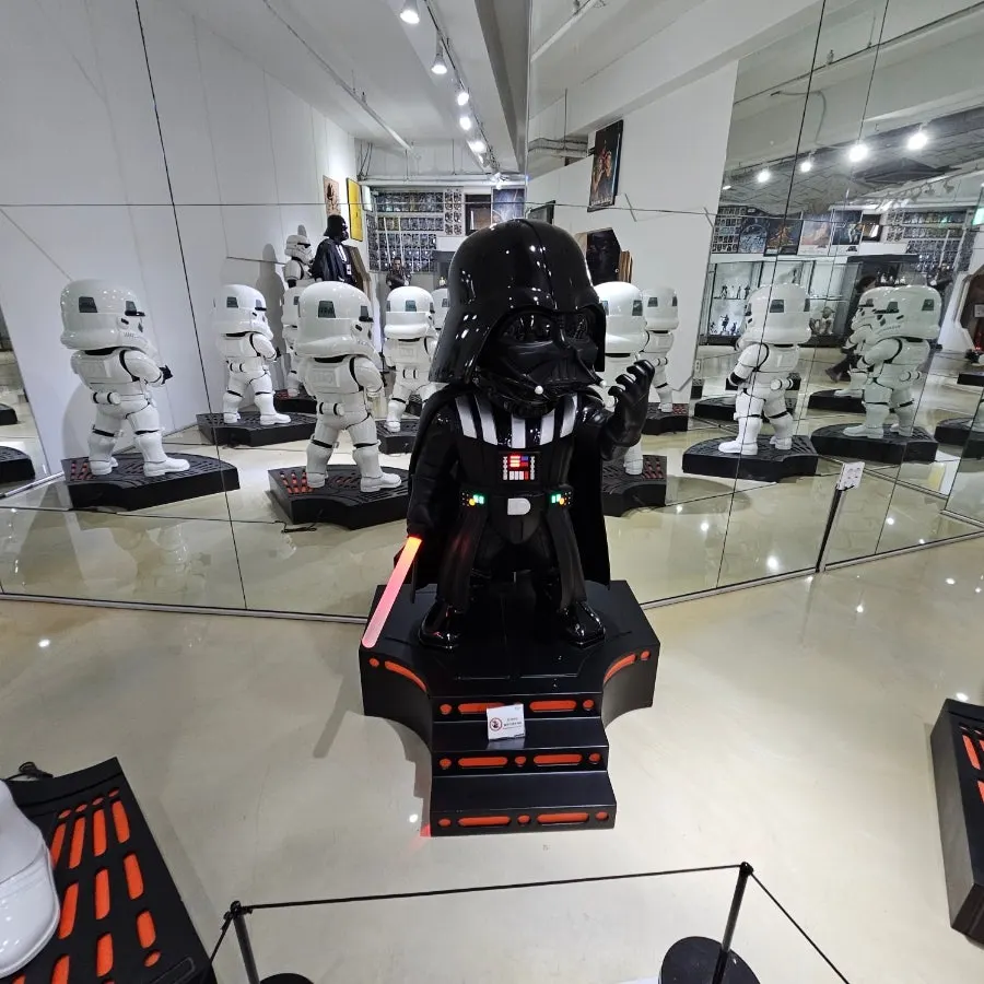 Rows of Star Wars Stormtrooper figures