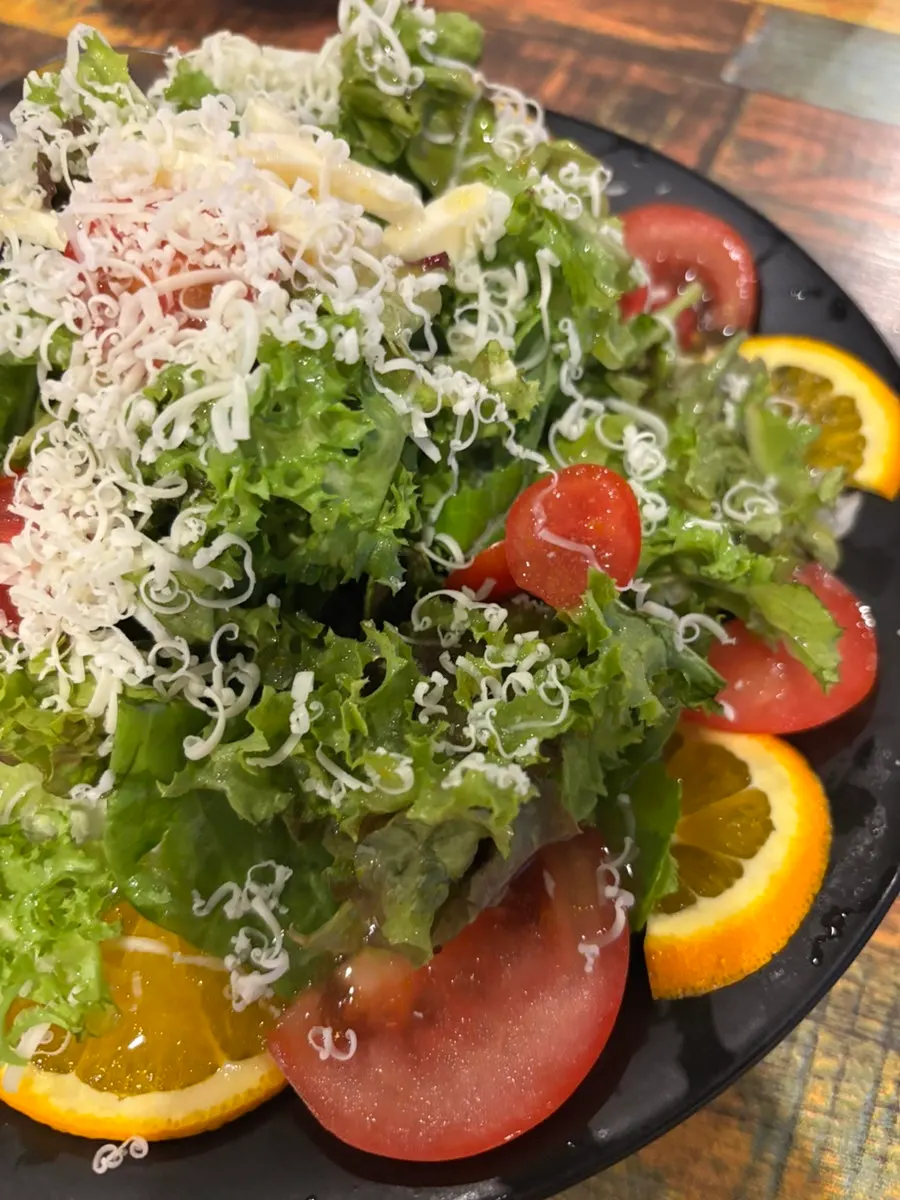 A plate of refreshing yuzu dressing salad