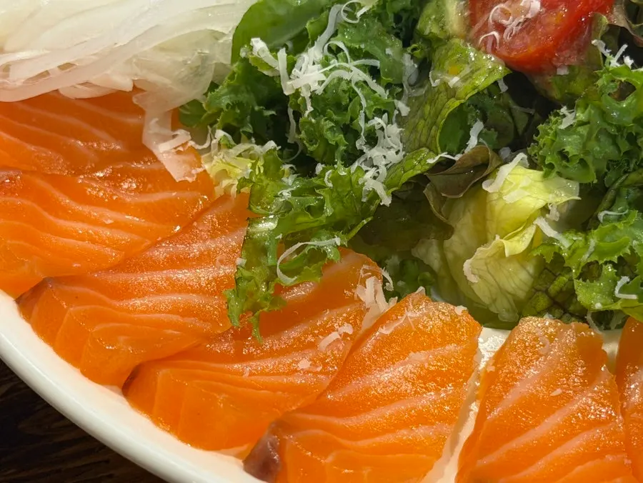 Generous portion of raw salmon at Cultured