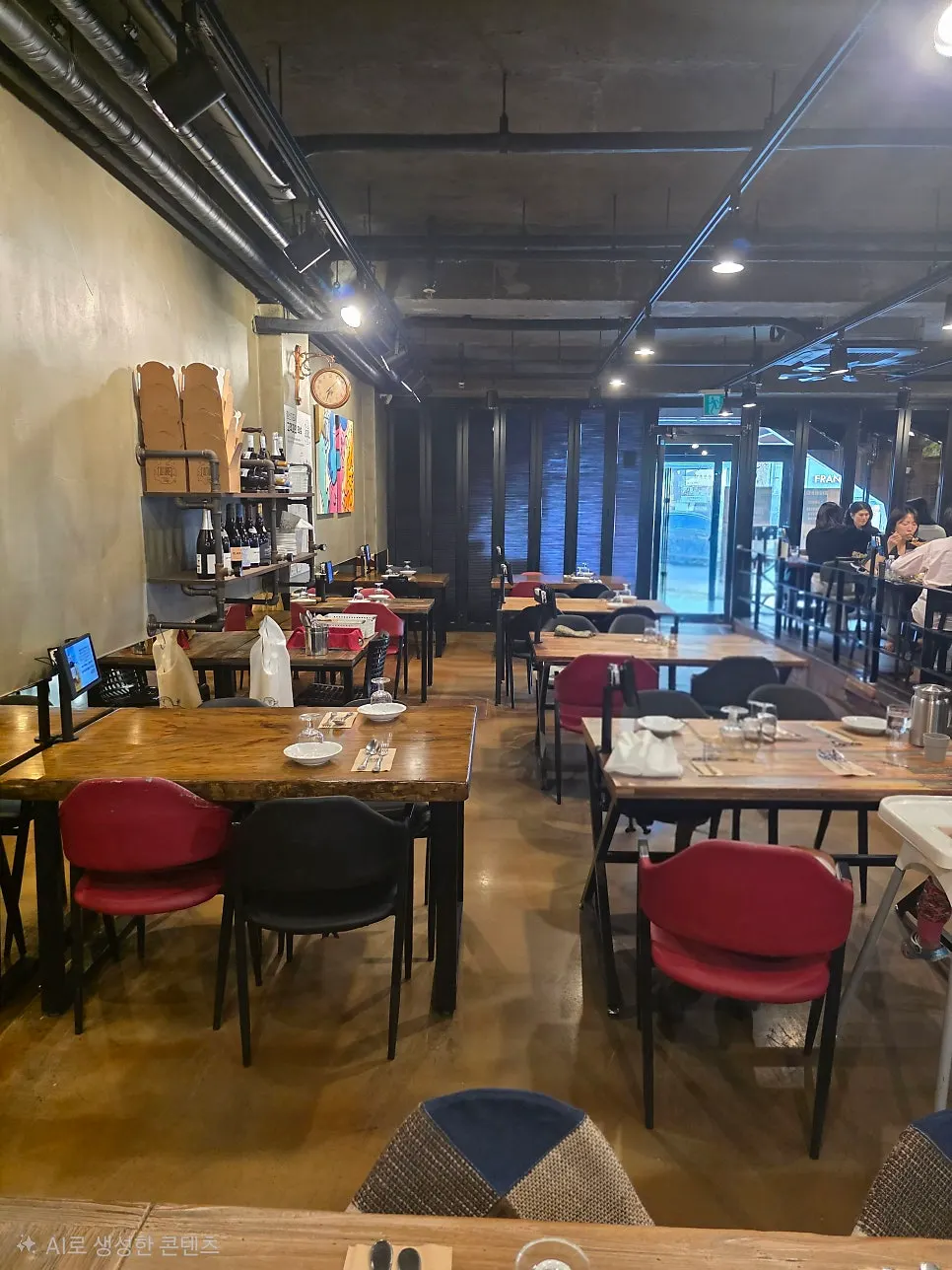 Calm interior atmosphere inside Cultured