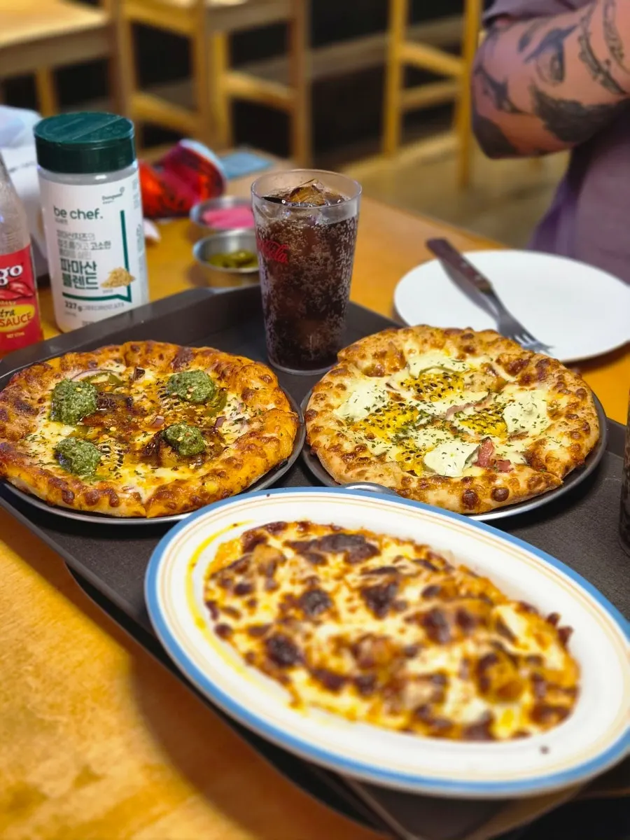 Featured image from a visit to Dough Rider Pizza in Ara-dong, Jeju