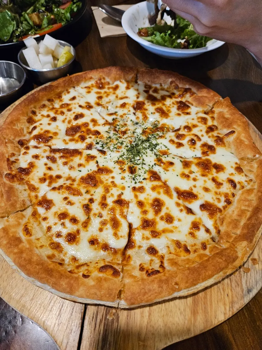 Gorgonzola pizza set on the table
