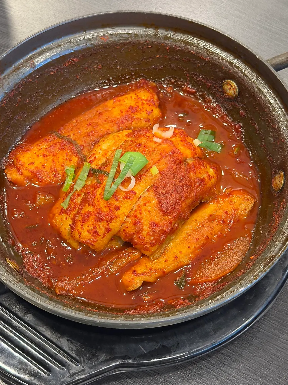 A bowl of boneless Jeju hairtail stew