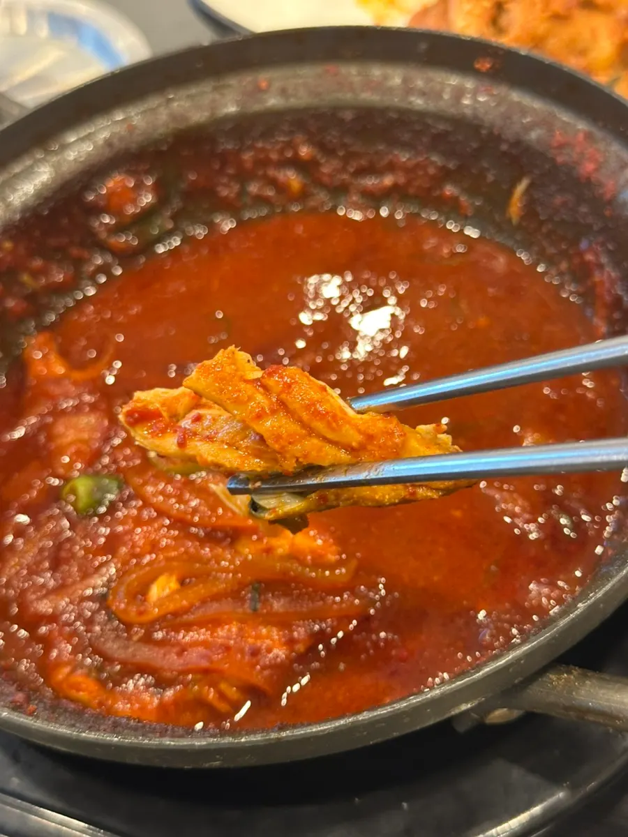 따뜻한 밥에 올린 임연수 살