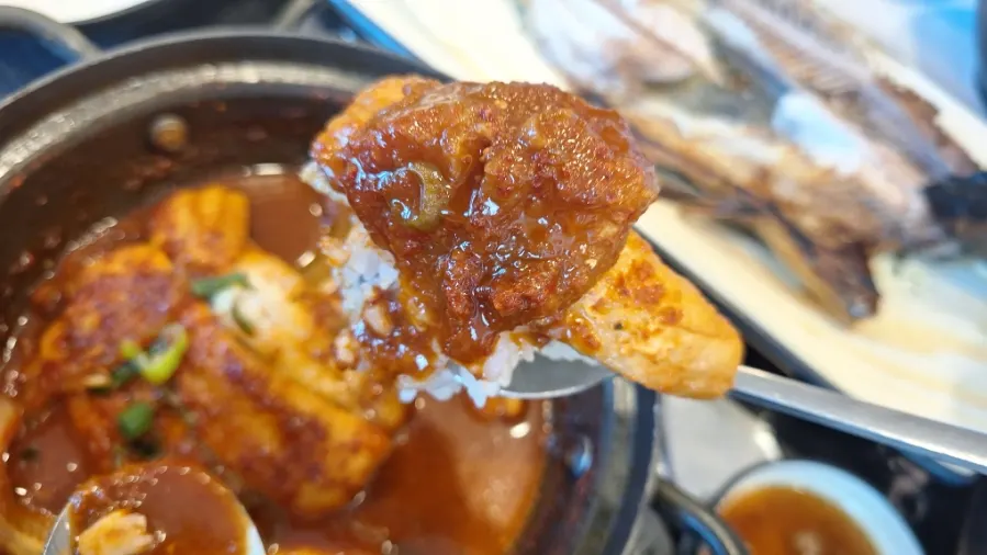 A spoonful of bone-free hairtail stew