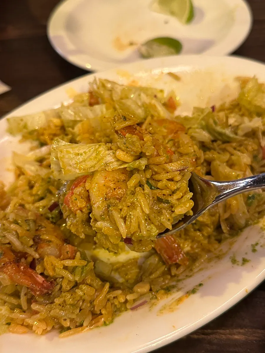Cajun shrimp with shrimp and vegetables