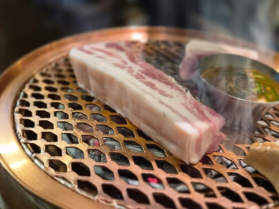 The ordered Jeju black pork belly, 400g
