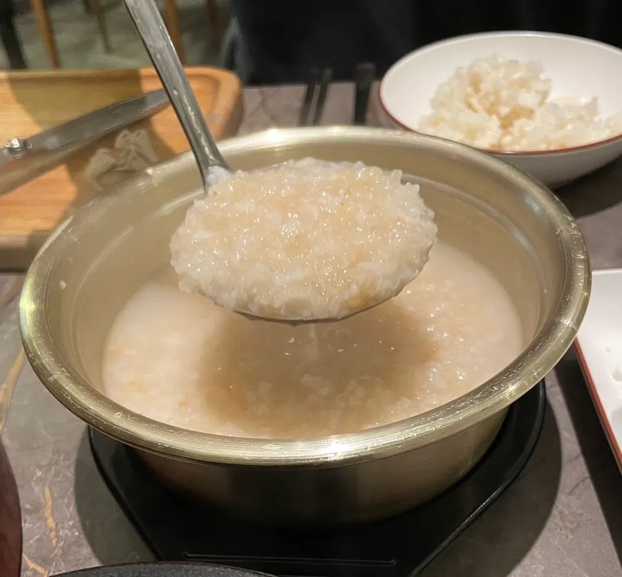 꽃게된장찌개와 누룽지 구성