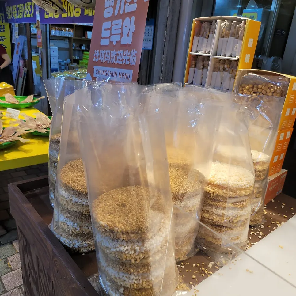 Baekmi-gwajul visible through clear packaging