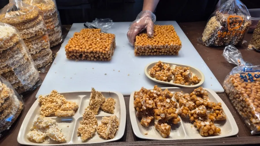Mostrador de degustación con oranda por sabores