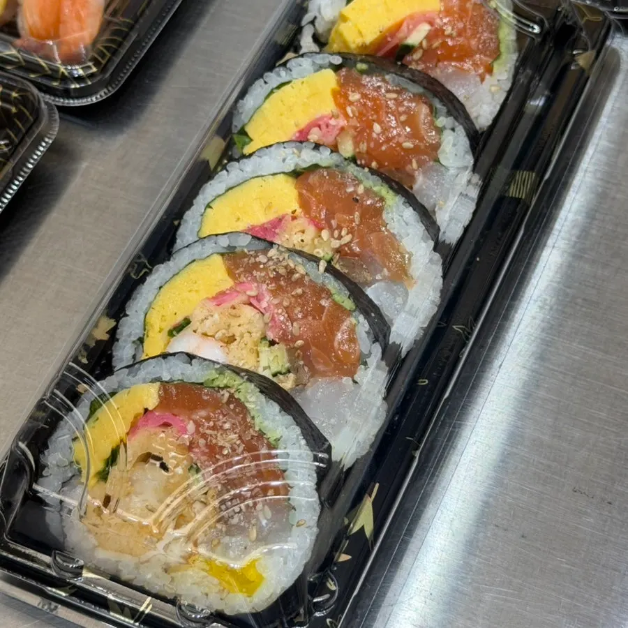 Packed original futomaki from Dutumhoe