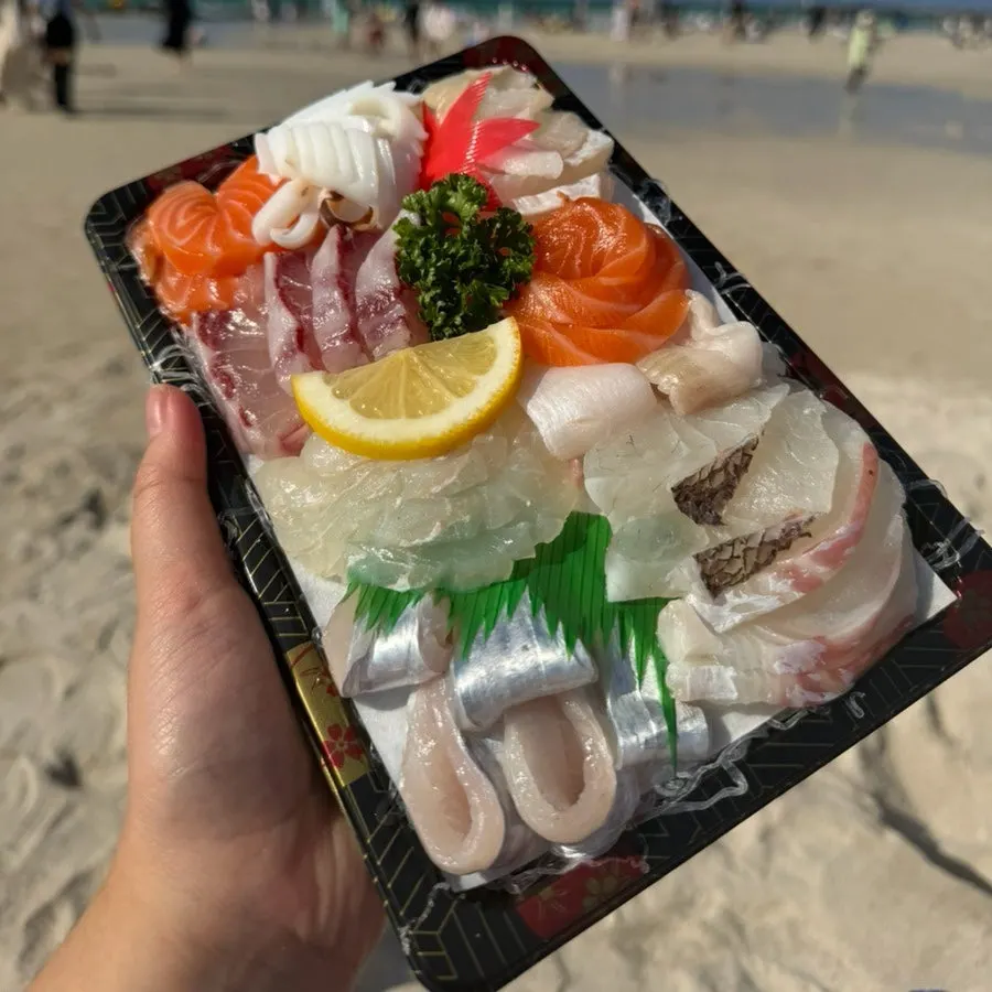 View of the Jeju sea after carrying the takeout food over