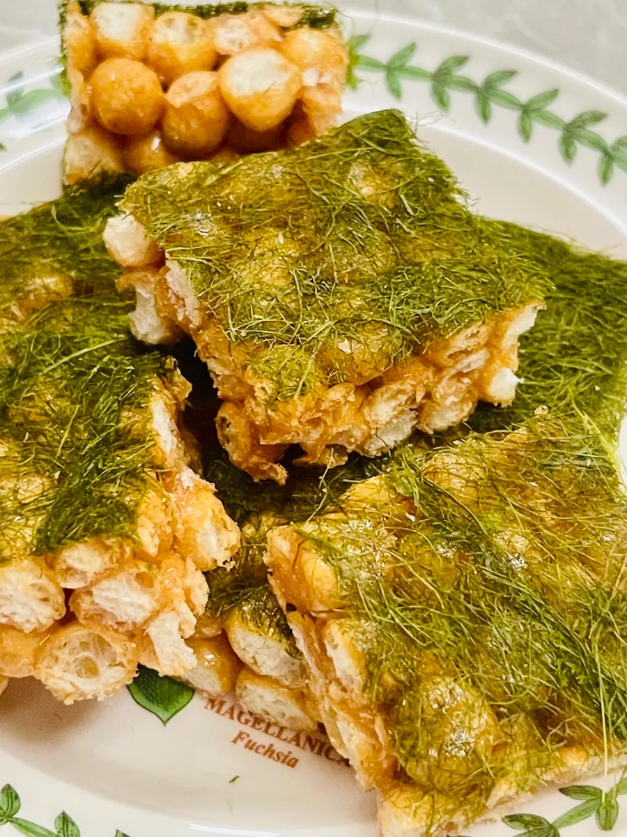 Gamtae oranda served out on a plate