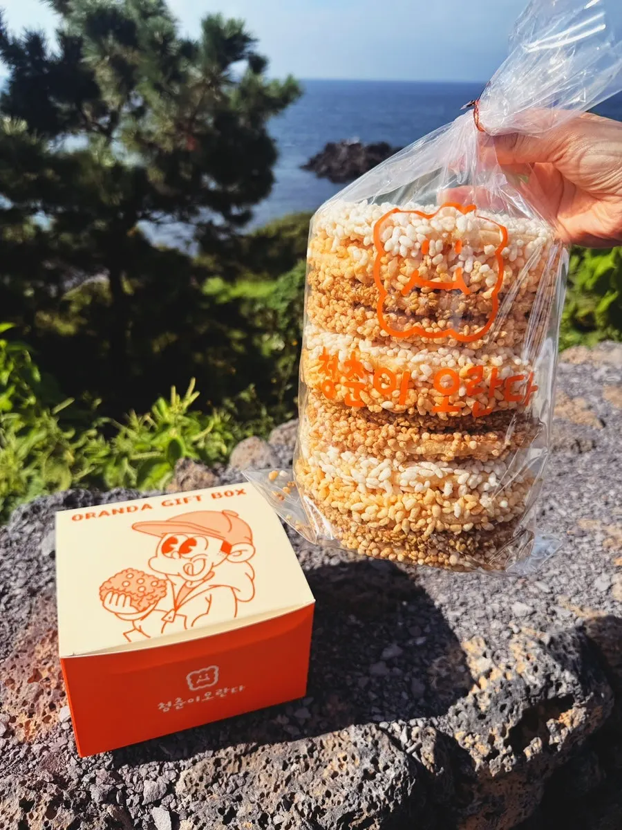 Oranda displayed for individual purchase