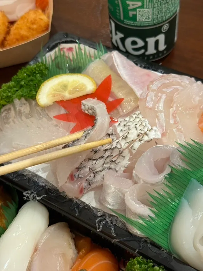 Thickly sliced Dutum Signature sashimi