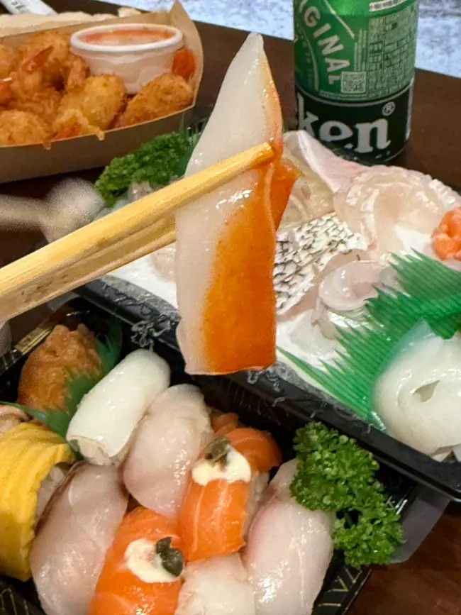 Dutum Signature sashimi platter