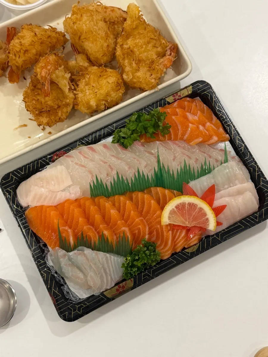 Futomaki takeaway selection