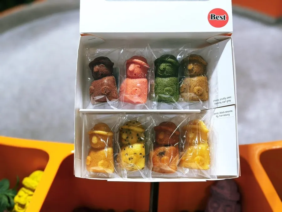 Hareubangne dessert for a Jeju travel gift