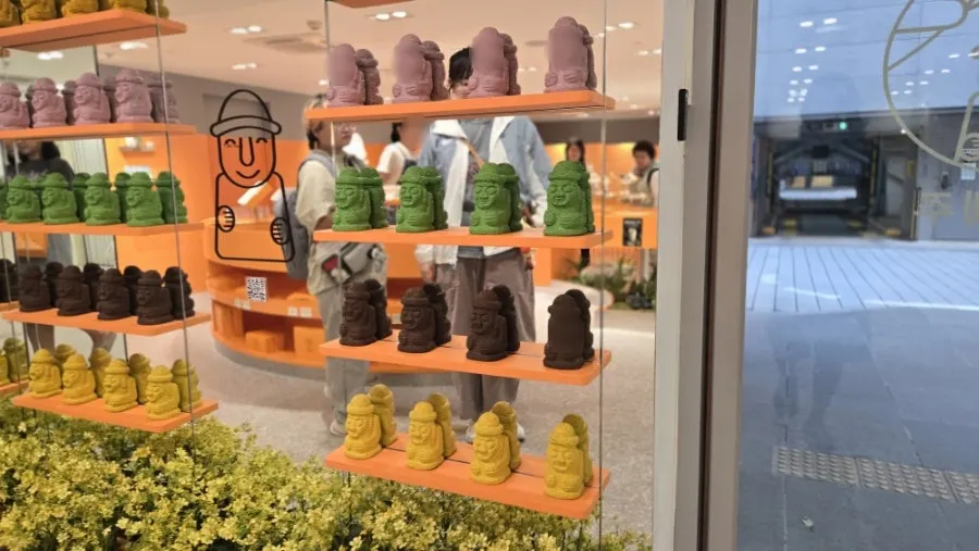 Souvenir display inside Today Jeju