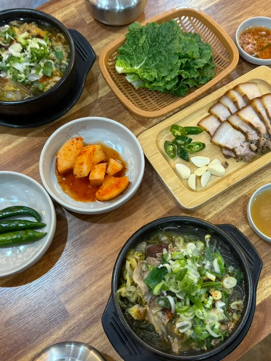 제주은희네해장국 수원인계점 해장국 상차림