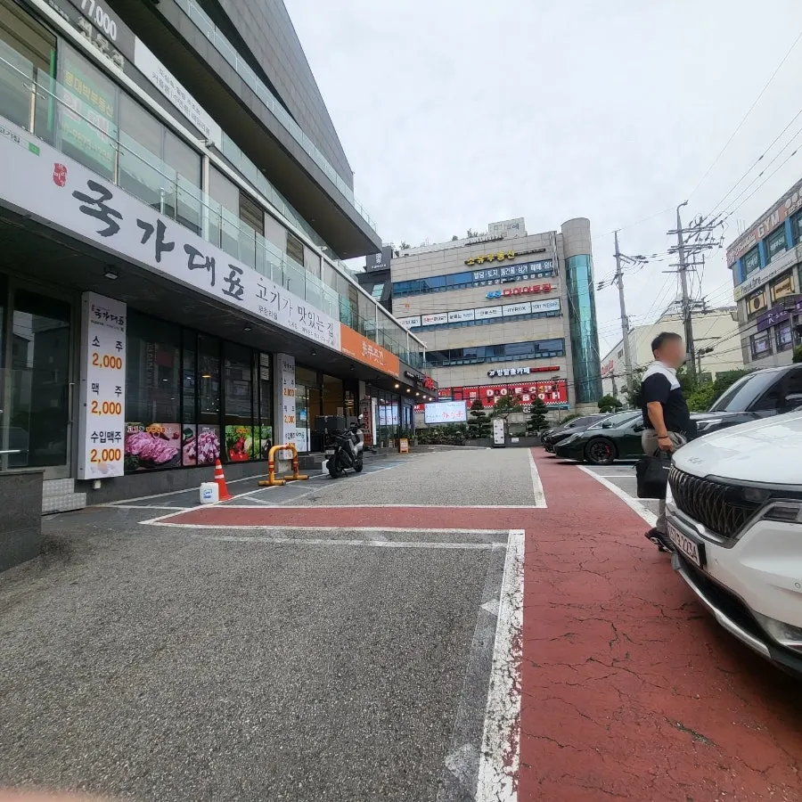 수원시청역 인근 제주은희네해장국 수원인계점 주변 모습