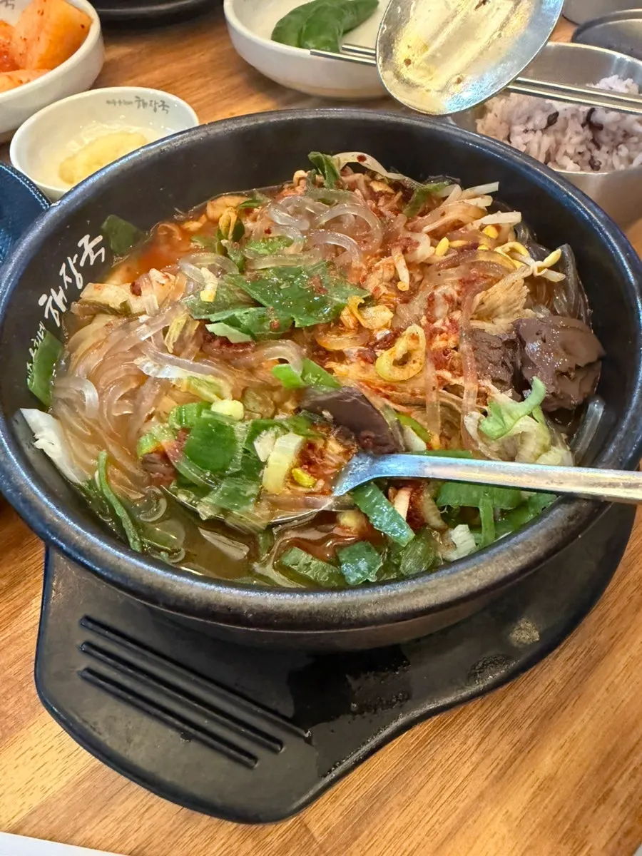 도톰하게 썰려 나온 돔베고기