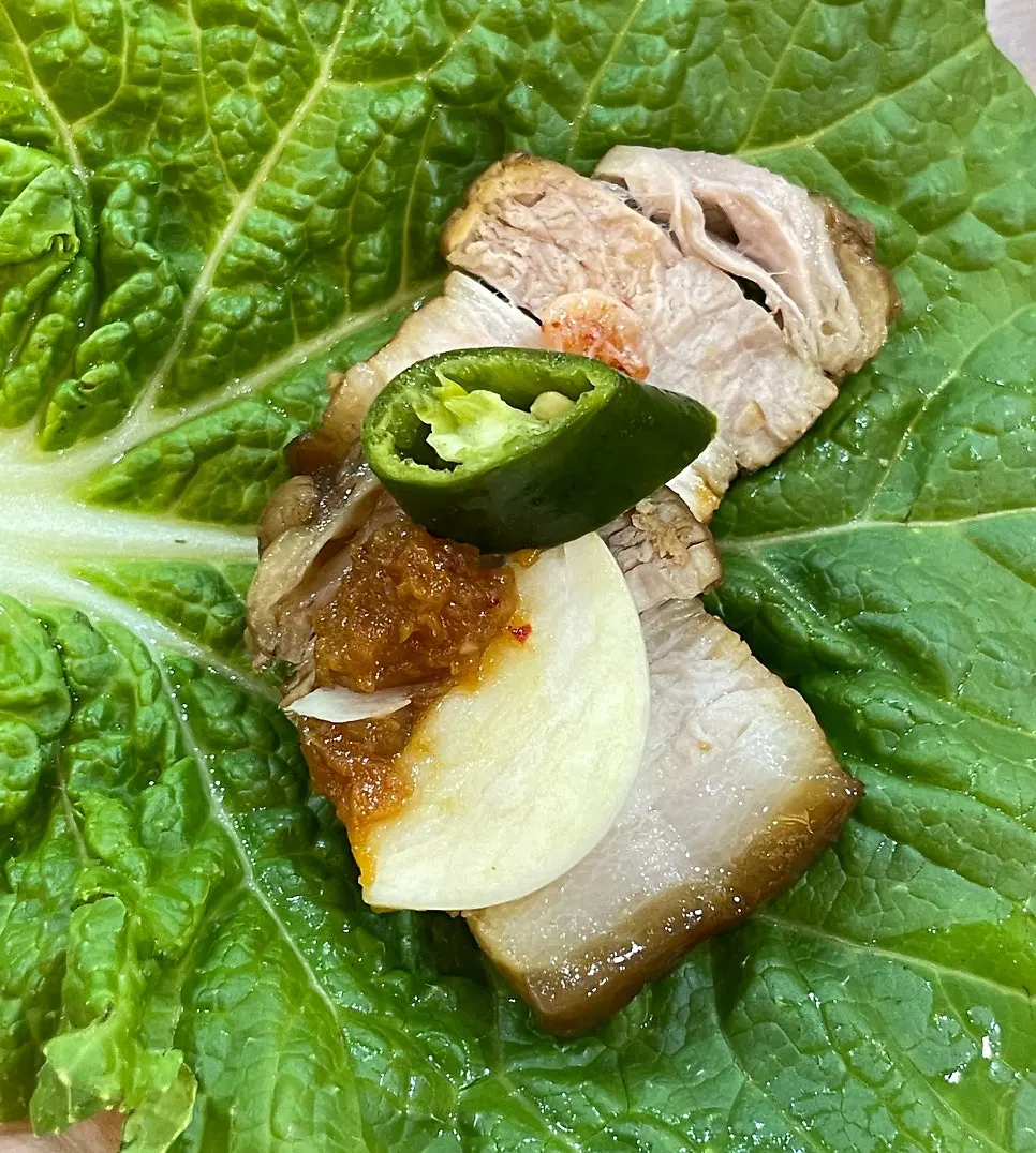 Dombe pork wrapped in lettuce