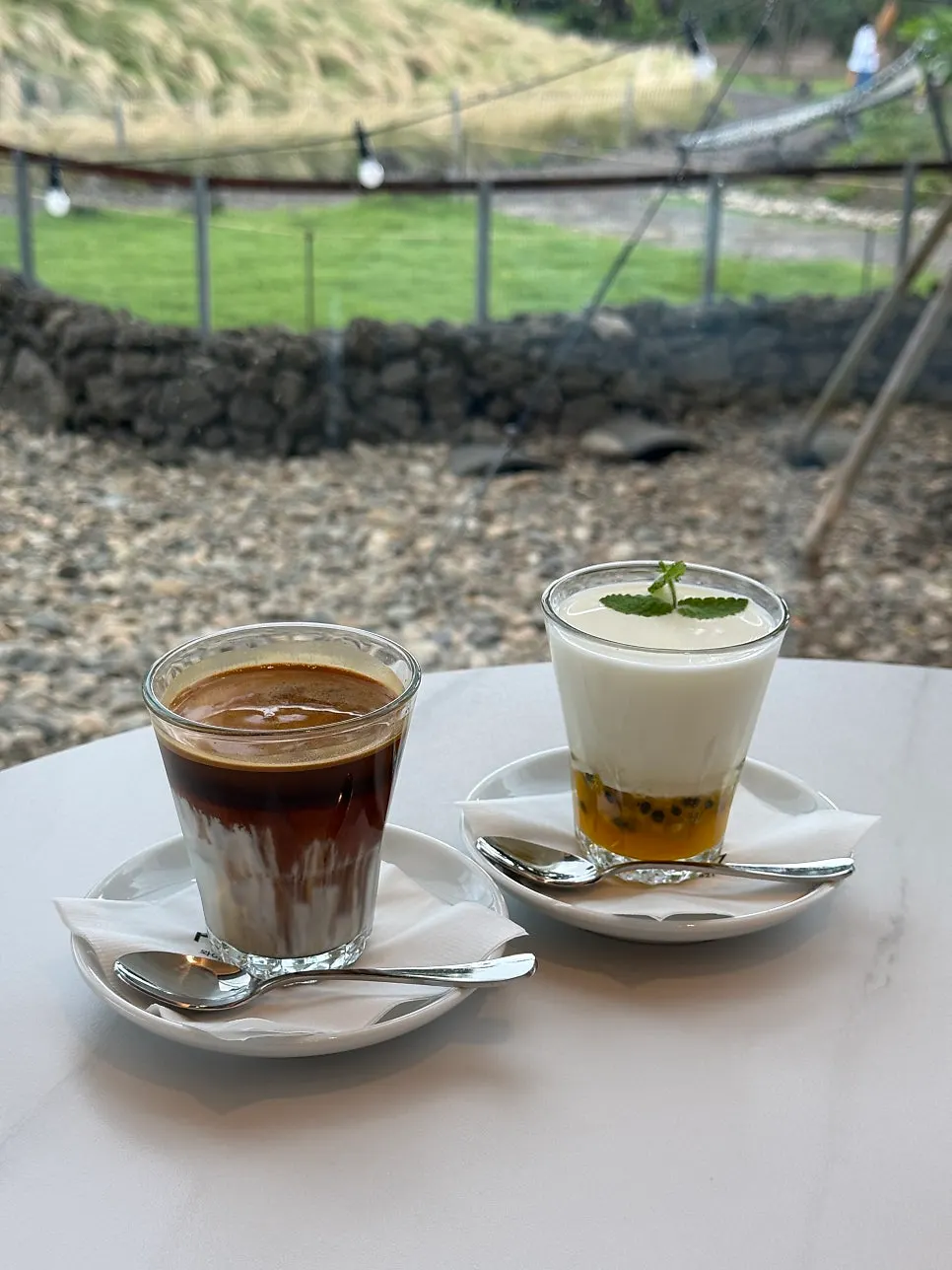 827 Latte and Plant Latte