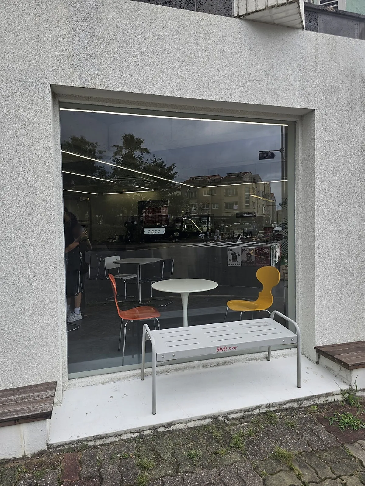 Exterior of Gluttony Coffee on Gunam-ro in Jeju City