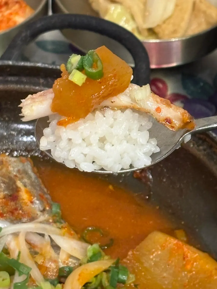 Braised cutlassfish full of roe