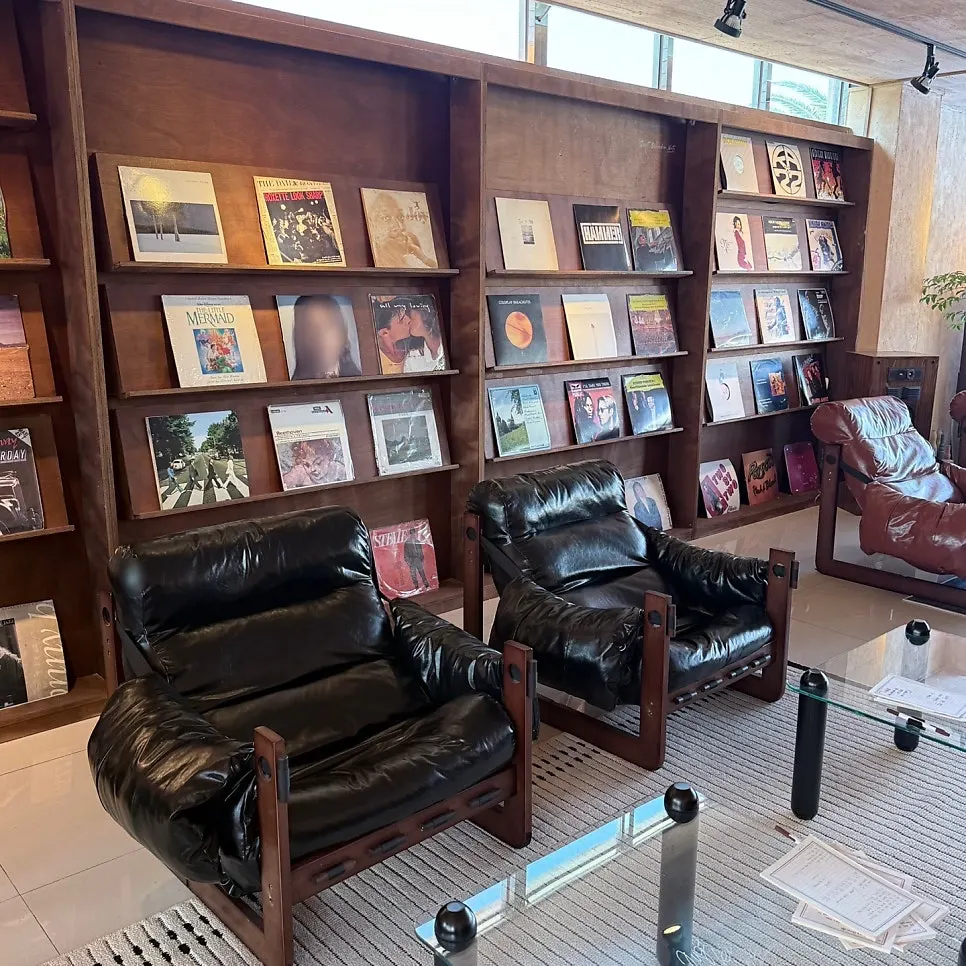 Vintage space usable for rentals and shoots