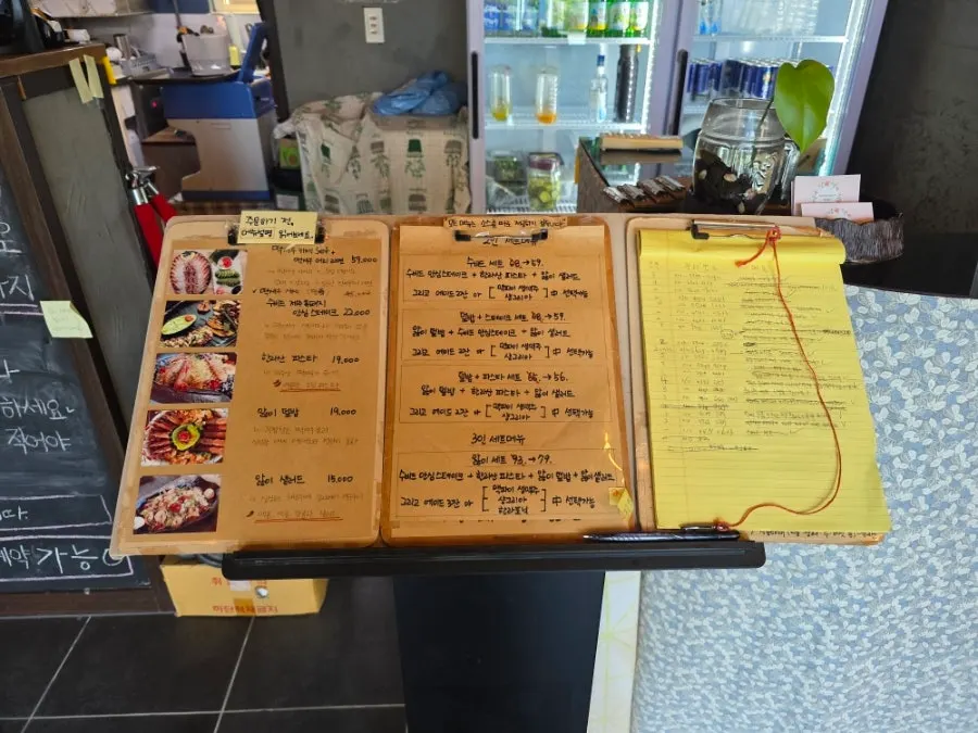 Western-style menu offerings at Pyeongdae Alhi