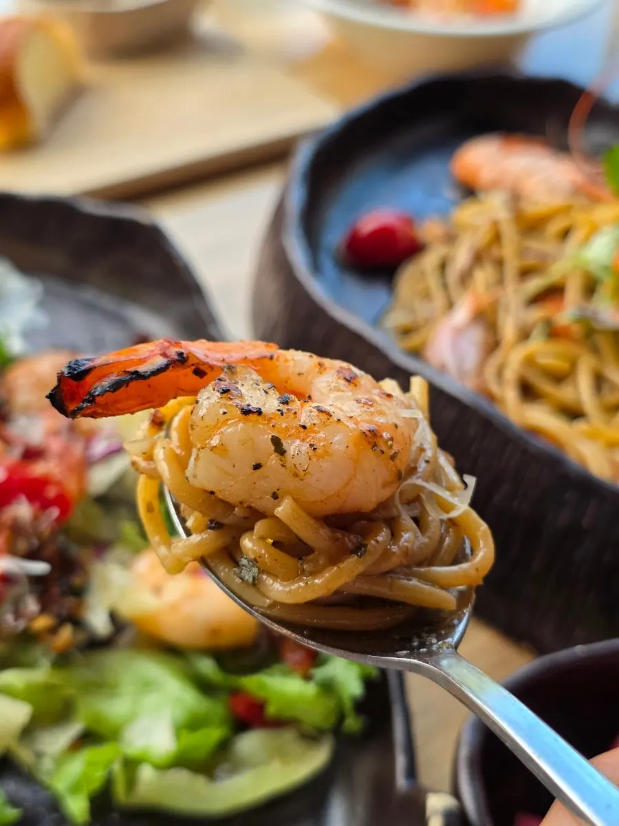 Hallasan pasta with sweet shrimp