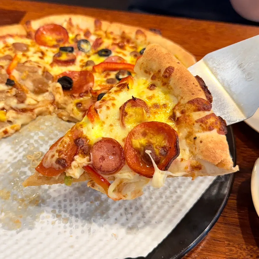 Happy Combination pizza