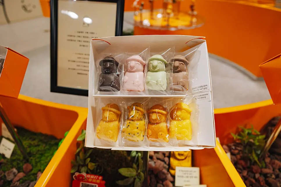 Gambar berkaitan lawatan ke kedai cenderahati Today Jeju