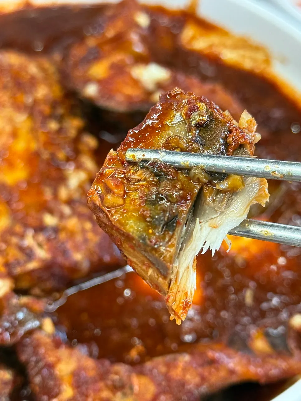 Full table spread of hairtail stew in Hyeopjae