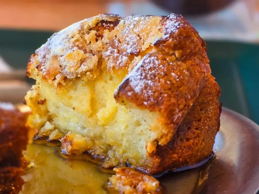 Cross-section of Raicho's moist French toast