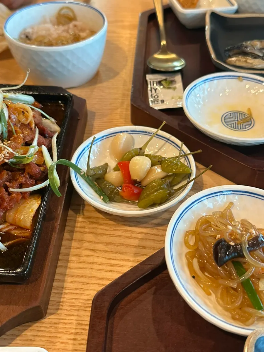 와사비와 간장 종지