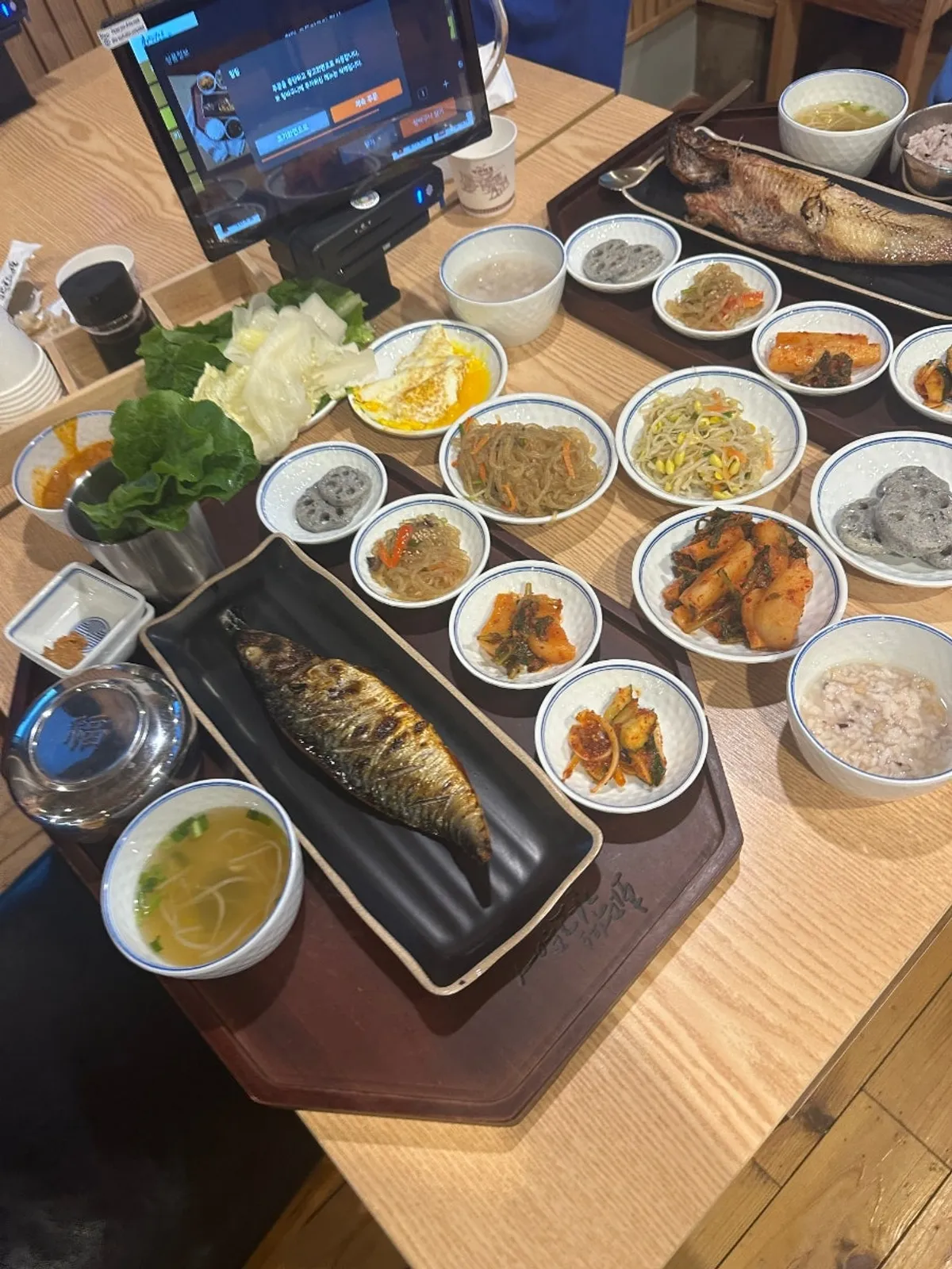 A full wood-fired grilled fish set