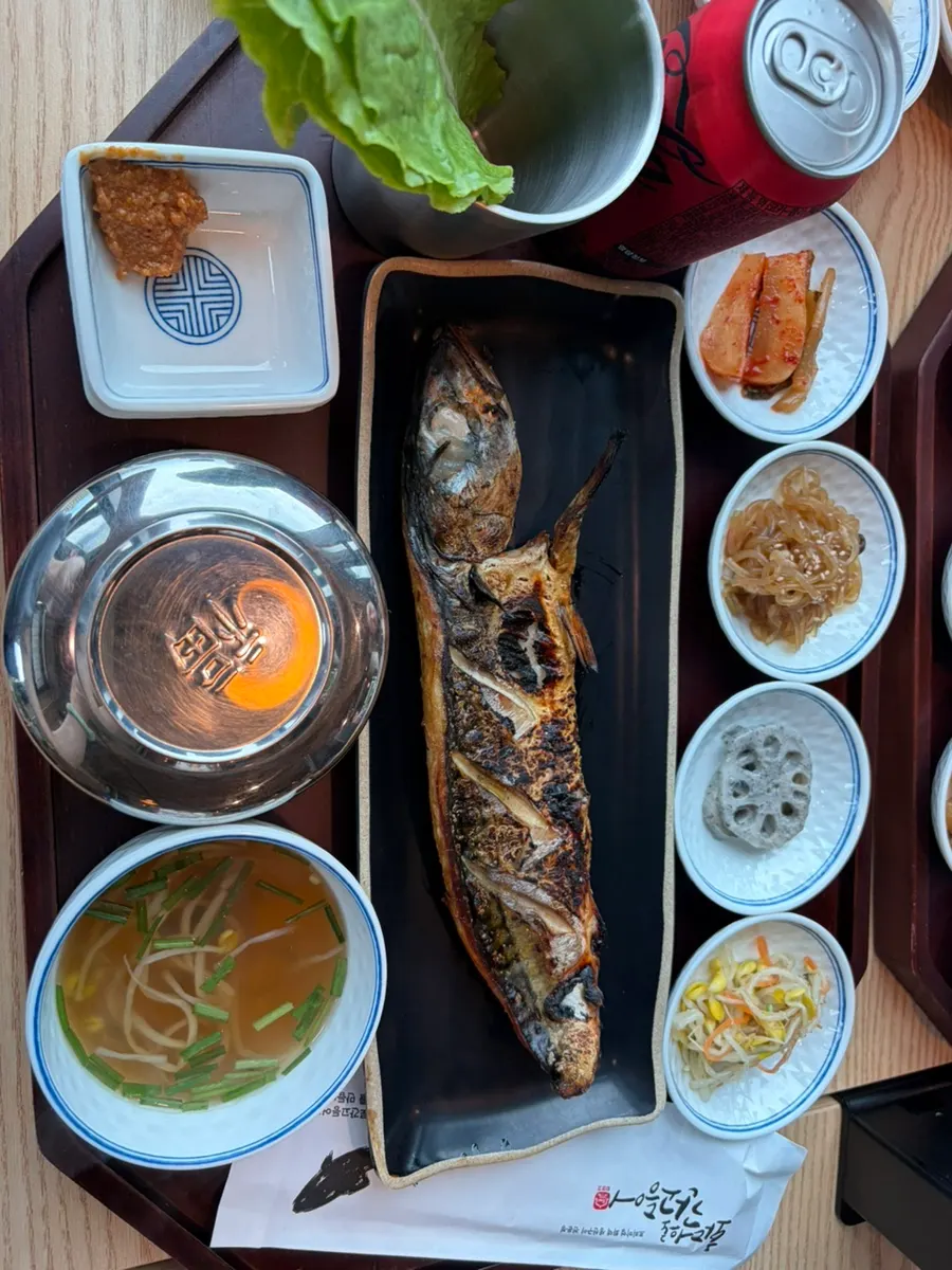 Ordered wood-fired grilled mackerel set meal