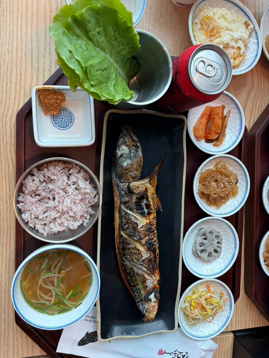 Savory grilled mackerel