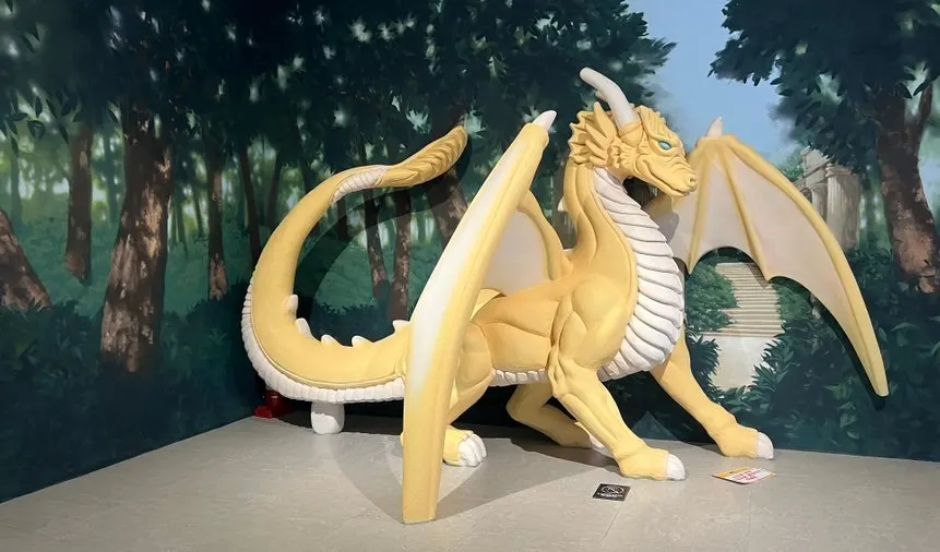 A cartoon set where a child can step in and take photos