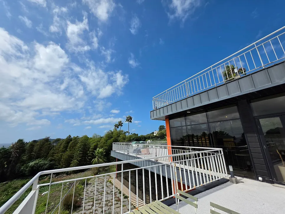 Parking lot at the Seogwipo ocean-view café