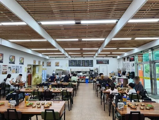 면주막 제주본점 넓은 매장 내부