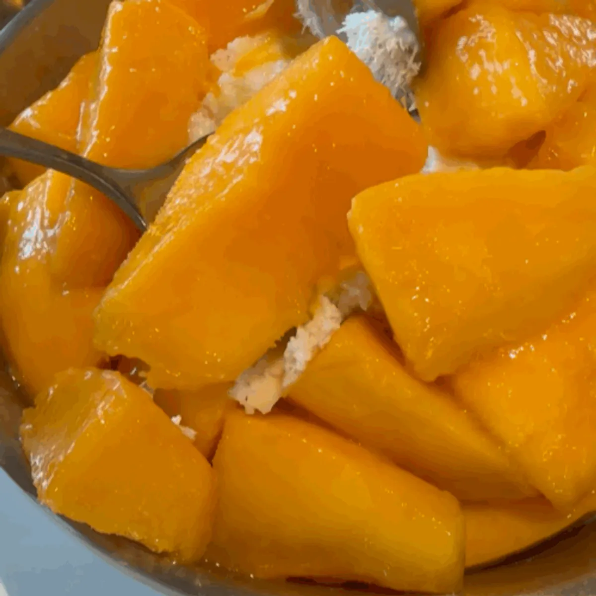 Jeju fresh apple mango bingsu for two at Lala Cafe