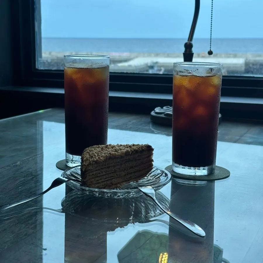 Robain Coffee Jocheon Sinchon Branch in Jeju, cover image